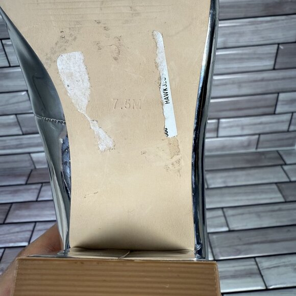 Steve Madden Women's Silver Hawke Round Toe Mary Jane Pumps Shoe‎ Size 7.5-NEW - Picture 9 of 9